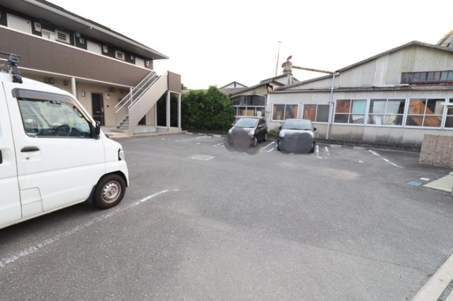 ソライズの駐車場