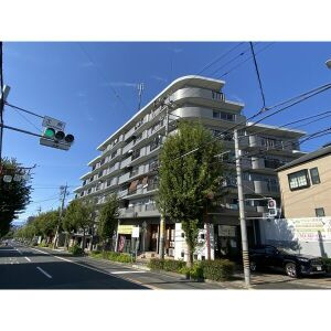サンヒルズ松和花壇の外観