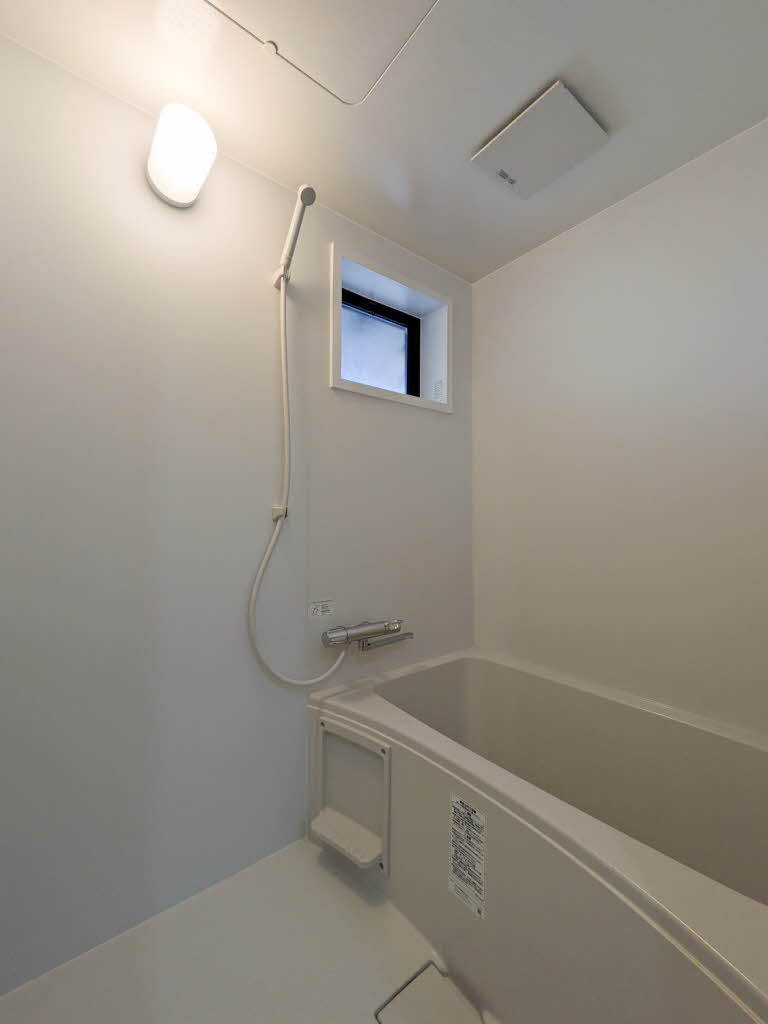熊本市南区平田２丁目のアパートの浴室