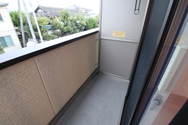 熊本市南区御幸西３丁目のアパートのバルコニー