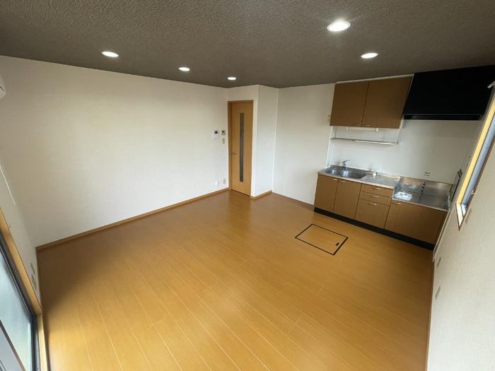 熊本市西区横手５丁目のアパートの居間・リビング