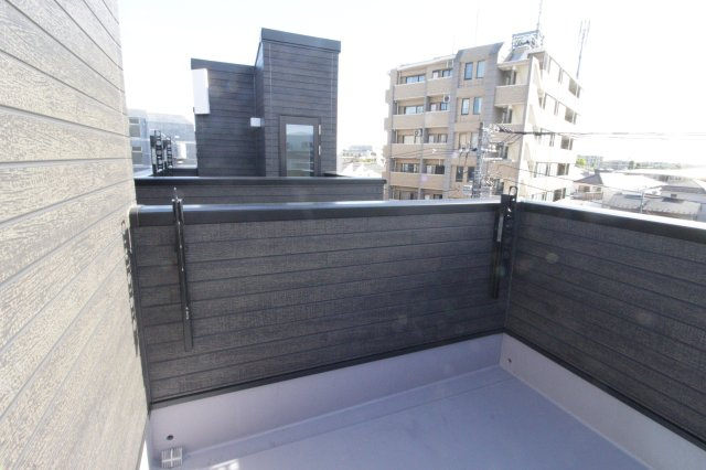 Kolet綱島のバルコニー