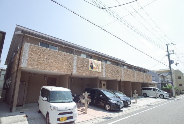 プレステージ森南の外観