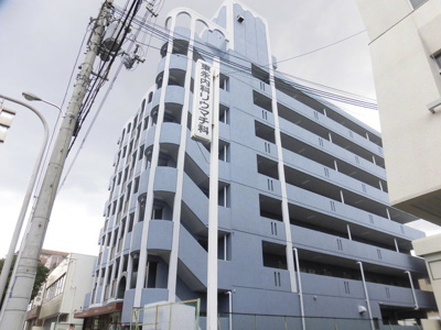 【外観】 | アークヒルズ上新庄 | シンプルなデザインで個性的な色をした外観です