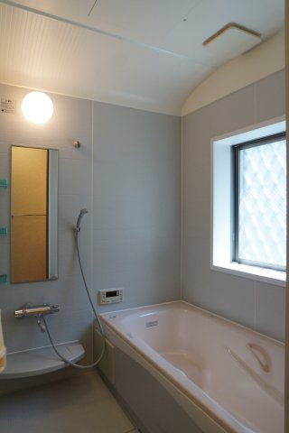 平田１丁目の浴室