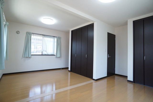 平田１丁目の洋室