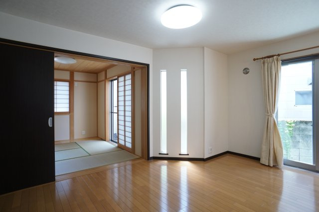 平田１丁目の居間・リビング