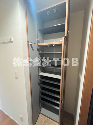 【その他】 | トゥインクル　ヴィータ | シューズボックス