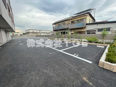 【駐車場】 | トゥインクル　ヴィータ