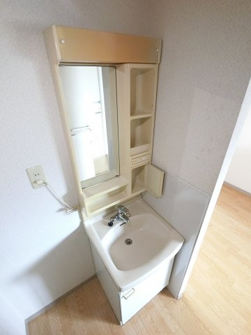 【独立洗面台】