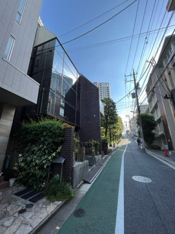 しもじまビルの外観