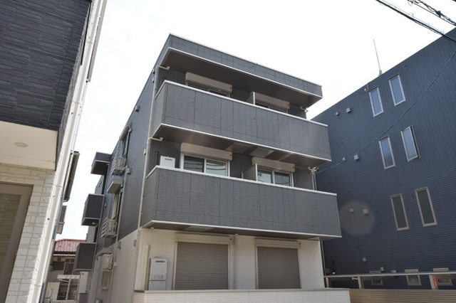 D-room旗塚の外観