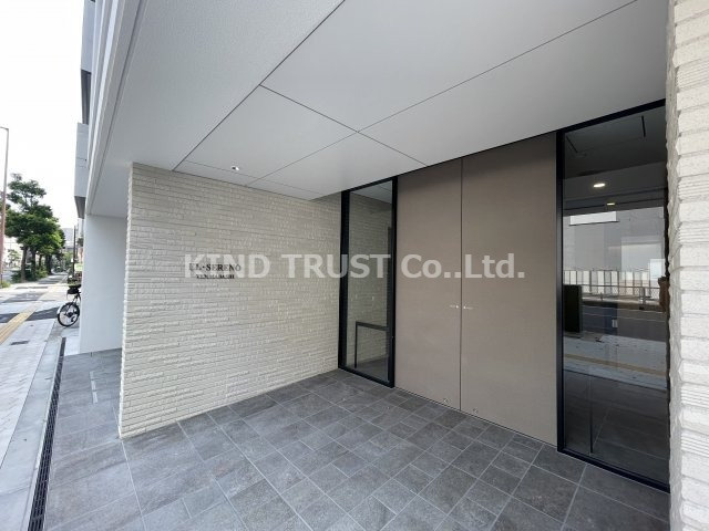 エル・セレーノ天満橋のエントランス|清潔なエントランスです