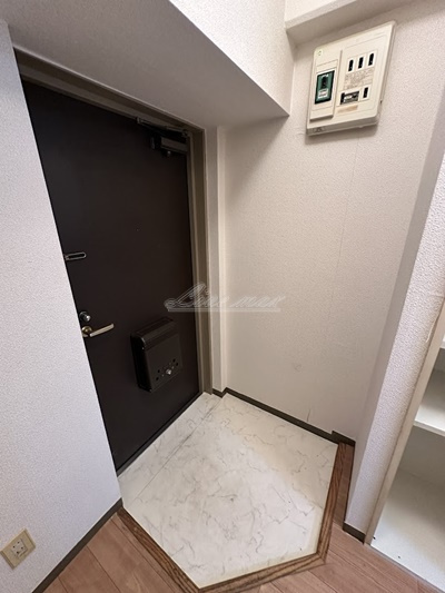 【玄関】ビッグヴァンステイツ伊勢佐木町 