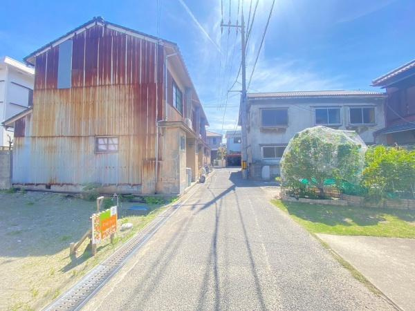 和歌山市和歌浦南２丁目　土地の前面道路含む現地写真