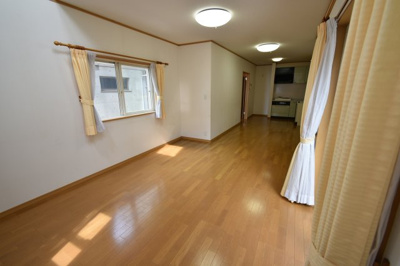 【居間・リビング】 | 宿郷3丁目一戸建て