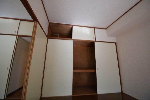 手塚グリーンハイツの収納|天袋収納付いています