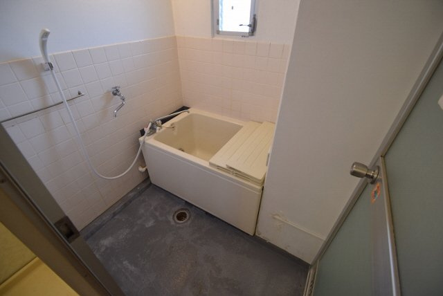 手塚グリーンハイツの浴室|給湯・追いだき付きです♪