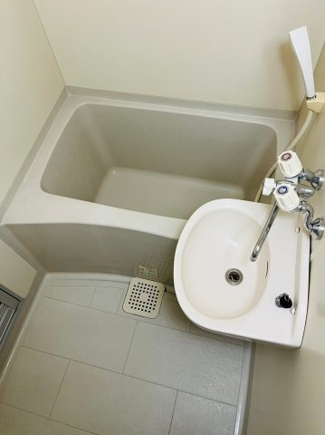 仲介手数料0円！！丸の内小竹ビルの浴室