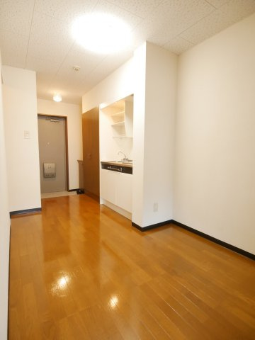 ハイツひいらぎの居間・リビング