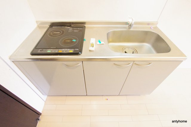 ウィスタリア新北野　仲介手数料無料のキッチン