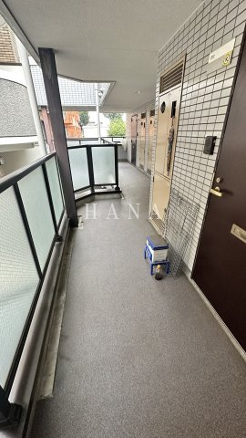 シャトー国立のロビー
