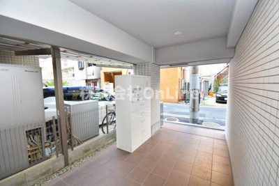 【エントランス】 | EST布施