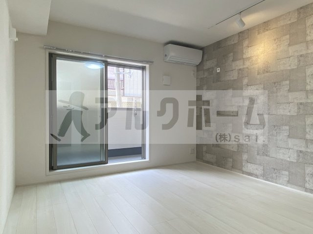 ベルドミール末広7番館の居間・リビング