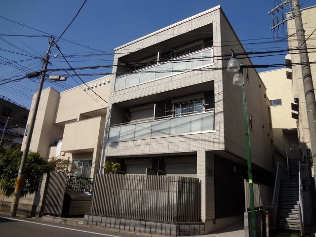 ラトールの外観