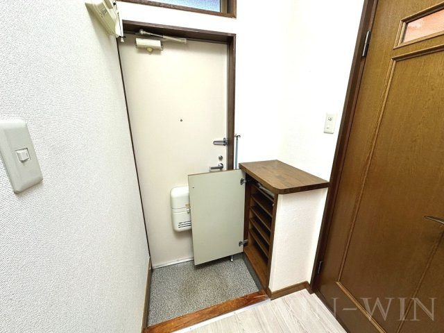 40-kinutaの玄関
