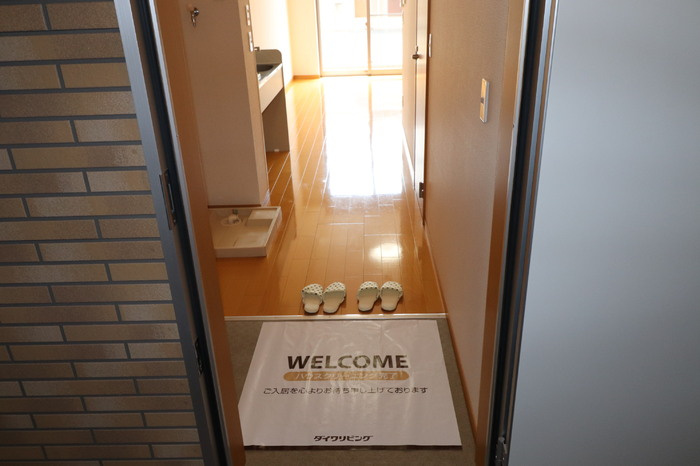 熊本市北区鶴羽田町のアパートの玄関