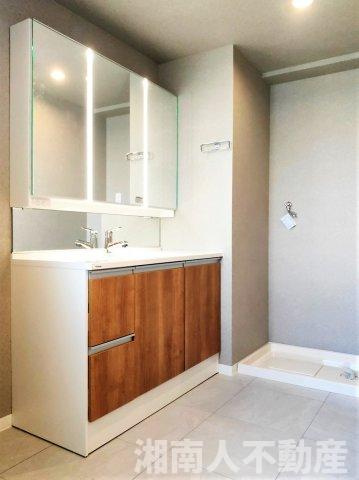 マイキャッスル葉山の独立洗面台|独立洗面化粧台付き