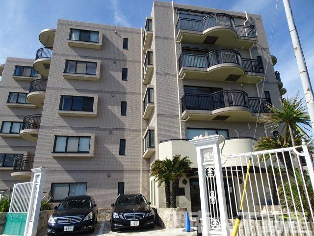 マイキャッスル葉山の外観|落ち着いた雰囲気の外観です