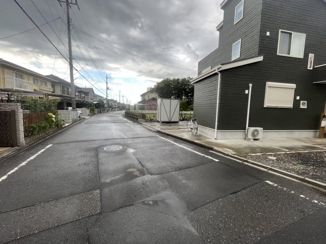川越市笠幡　建築条件なし売地　JR川越線『笠幡駅』徒歩22分　【霞ヶ関西小学区】の前面道路含む現地写真