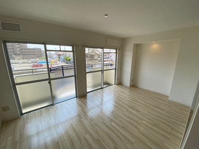 【居間・リビング】 | 城乾ハイツ