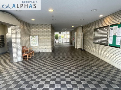 【エントランス】 | ファミールハイツ明石壱番館 | 開放的なエントランス♪