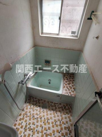 【浴室】 | 布市町４丁目貸家