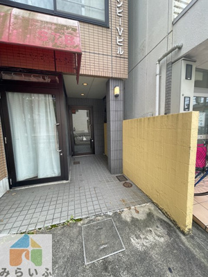 【駐車場】 | ツインビービル5春岡