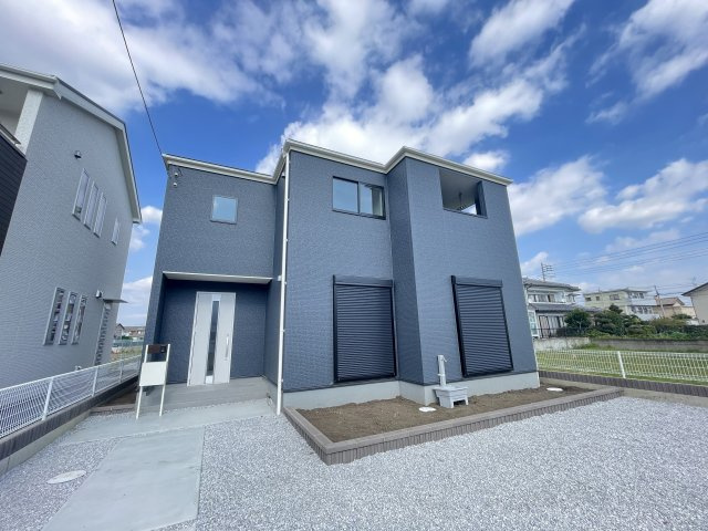 新築　前橋市箱田町第8　Livele Garden.S　3号棟の外観|現地写真　完成しました！物件のご内覧等、お気軽にお問合せください♪　							
