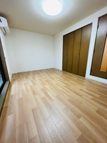 仲介手数料0円！！マ・メゾンの居間・リビング