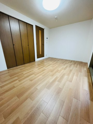 仲介手数料0円！！マ・メゾンの居間・リビング