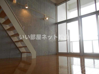 【寝室】 | リューレント河原町