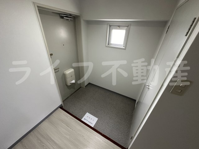 ヌベルミズノの玄関|収納もある玄関です