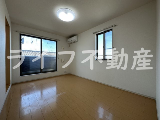 カーサルミエールの居間・リビング|使いやすいリビングです