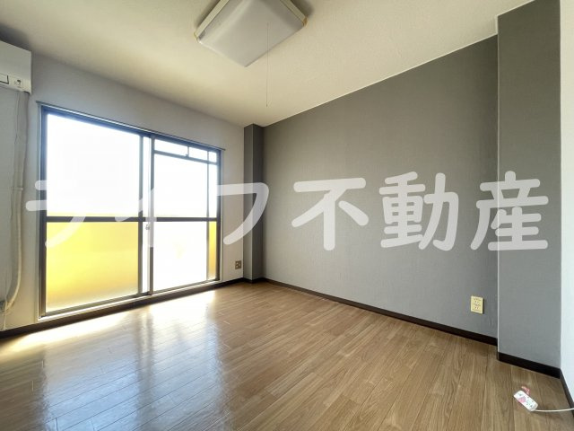 エスポアール春日Ⅰの内装|おしゃれな内装です