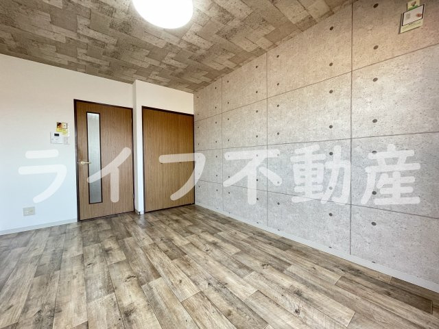 イーストヴィラキタの内装|明るい色調の室内です