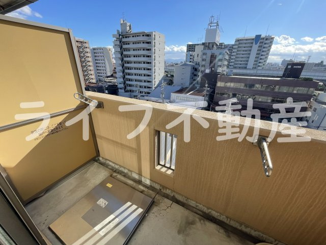Grace Courtのバルコニー|外からの目が気にならないバルコニーで洗濯物が干せます