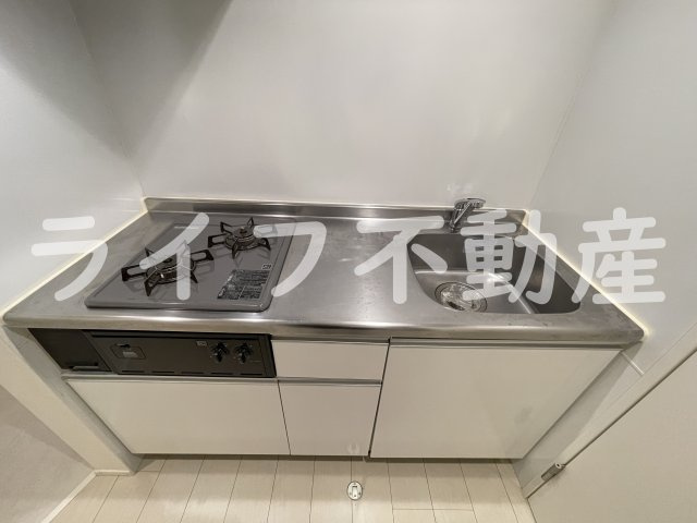 エルサチのキッチン|コンパクトなキッチンで掃除もラクラク