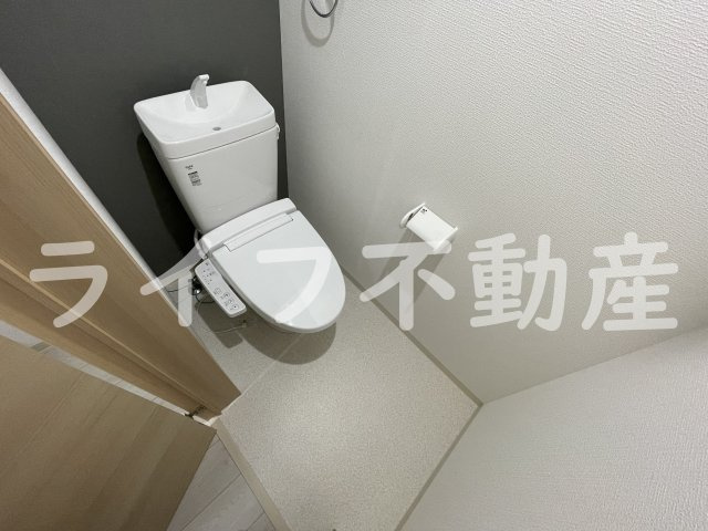 badge　nagaseのトイレ|落ち着いた色調のトイレです