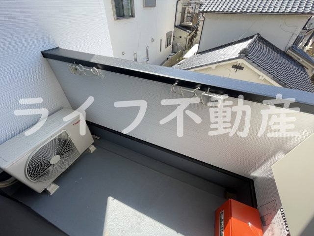 パロス瓢箪山ラドスールのバルコニー|暖かな日差しのふりそそぐバルコニー